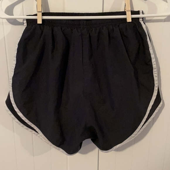 Nike Tempo XS black shorts white detail running - Picture 2 of 6